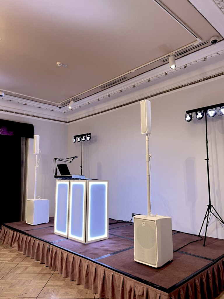 Аренда RCF EVOX8 White 7